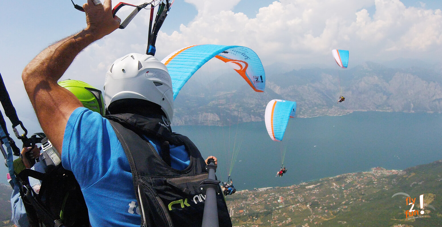 regala-un-volo-in-parapendio-bisposto-sul-lago-di-Garda